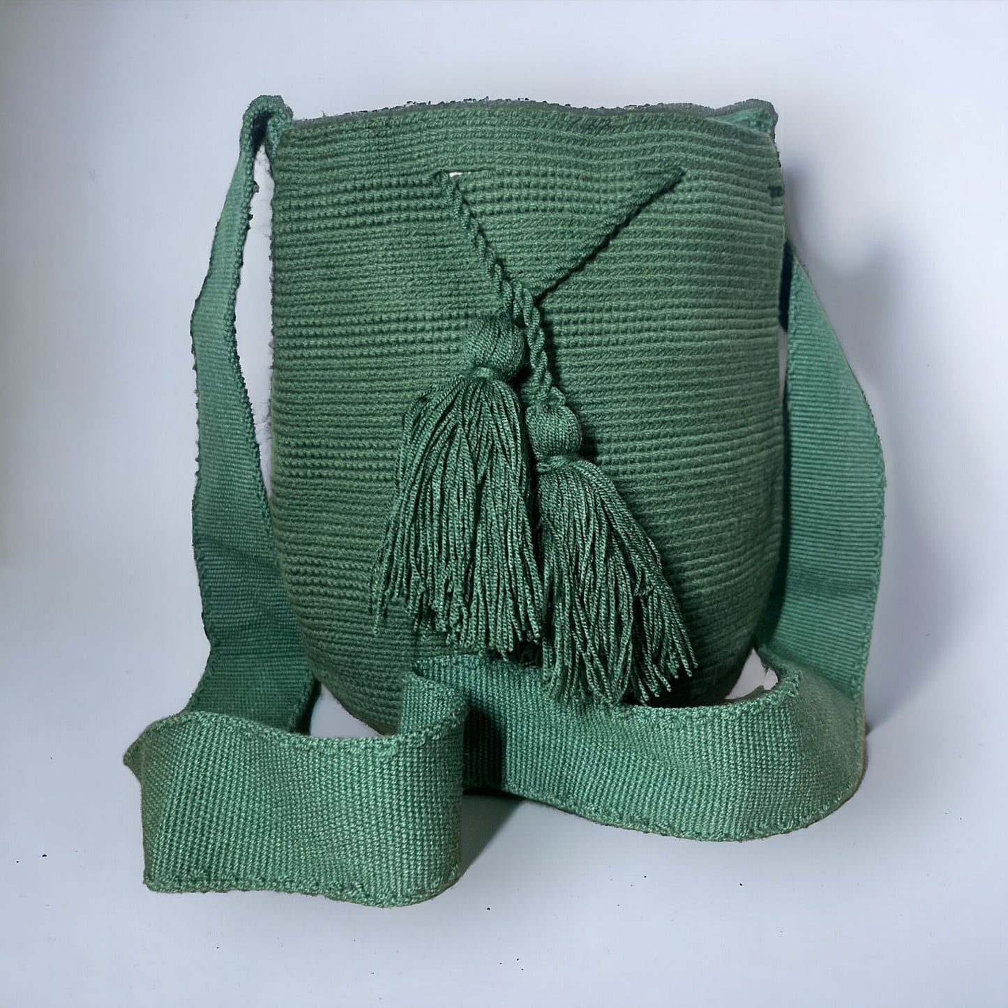 Mochila Mediana Verde  "APUREI"